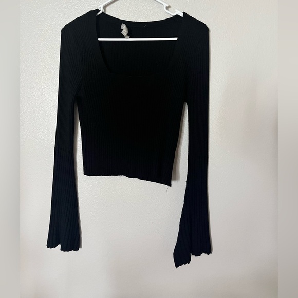 ASOS Black Ribbed Flared Long Sleeve Size 6 - Picture 1 of 5